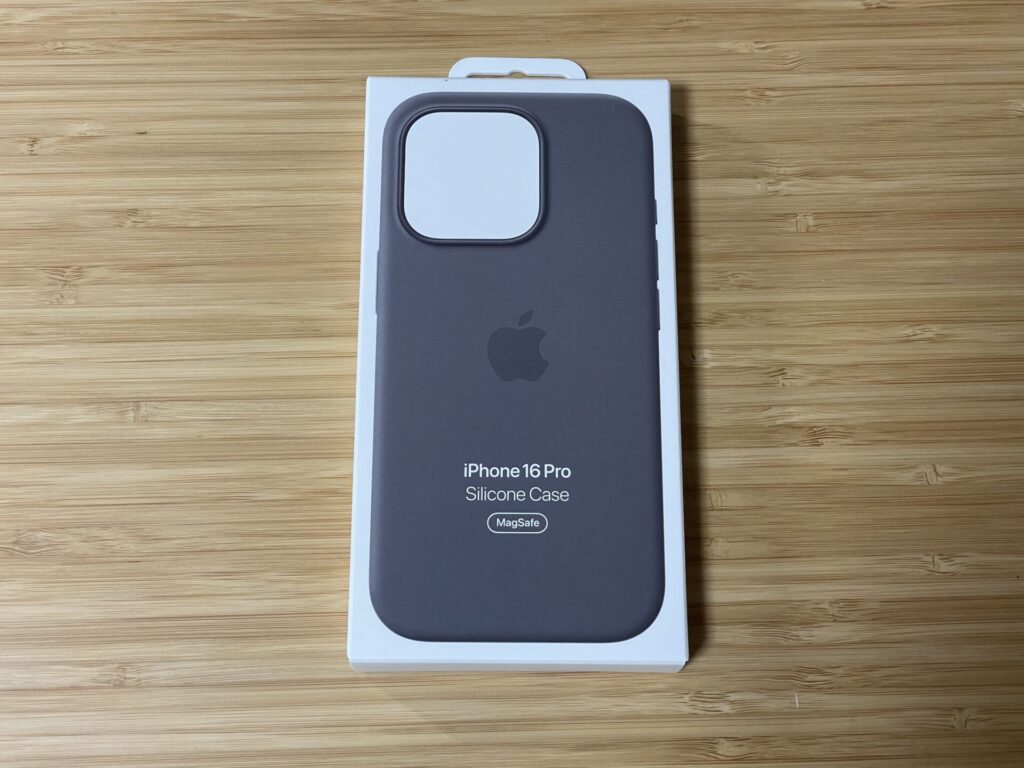 新型iPhone16Pro シリコーンケース